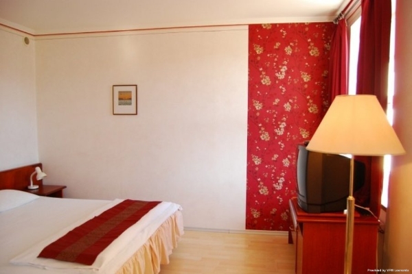 Hotel NB (Riga)